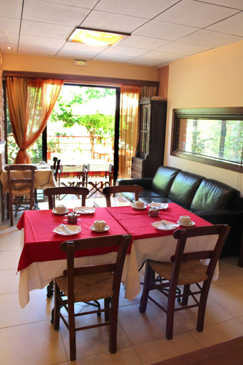 Food & Drinks, Philoxenia & Studios, South Aegean