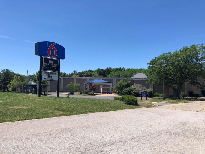 Exterior & Views 1, Motel 6 Springfield, IL - Airport, Sangamon