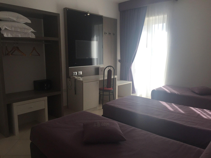 Bedroom 3, Medea Resort, Caserta