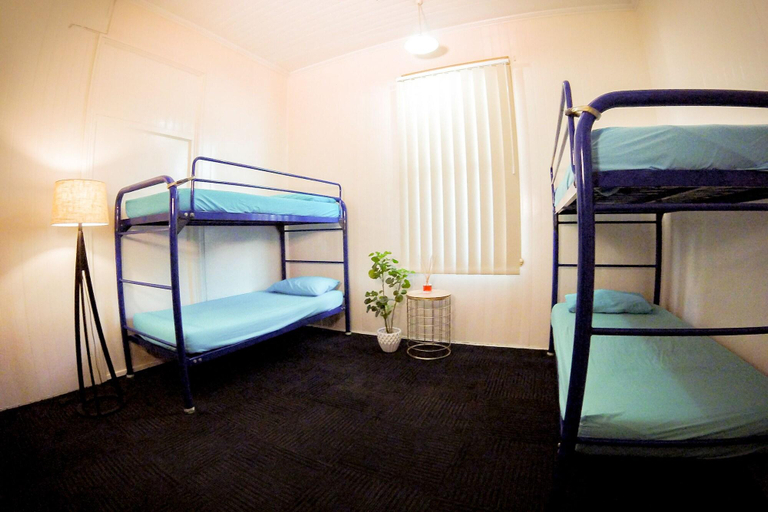 Bedroom 3, Banana Backpackers, Brisbane