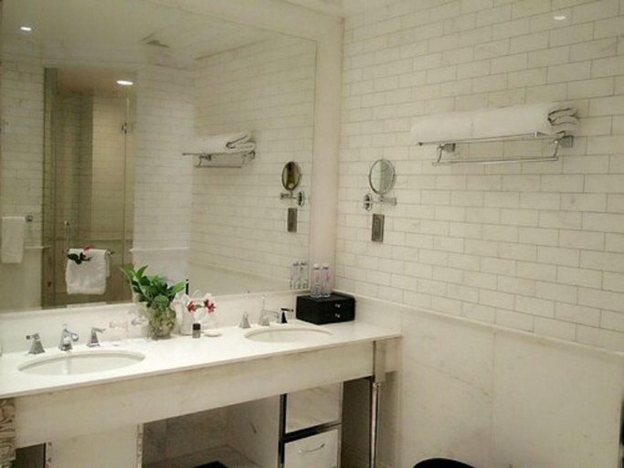 Bathroom 5, Hotel Lane Aura, Shanghai
