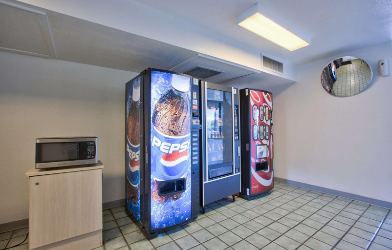 Public Area 2, Motel 6 Valdosta, GA - University, Lowndes