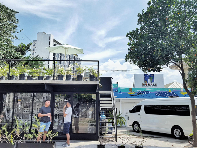 Exterior & Views 2, Murals Hostel & Cafe, Cebu City