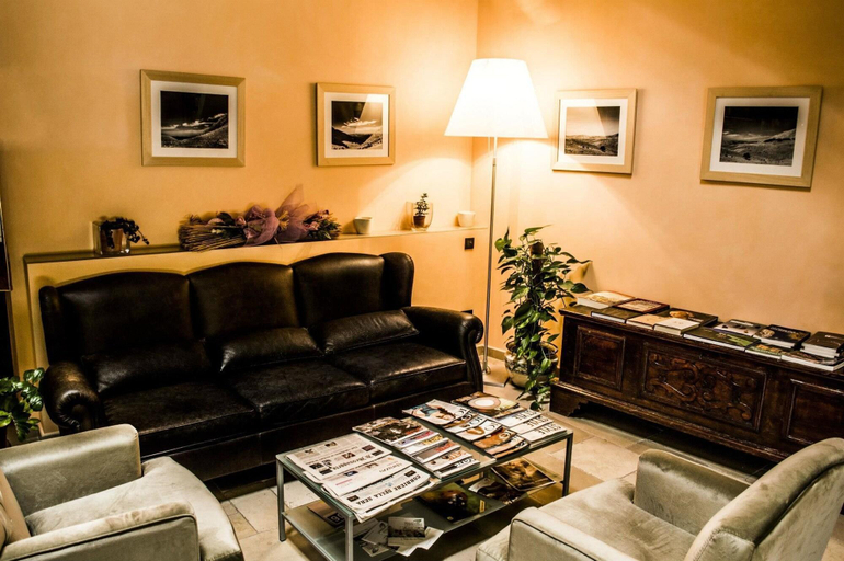 Public Area 2, Relais Magione Papale, L'Aquila
