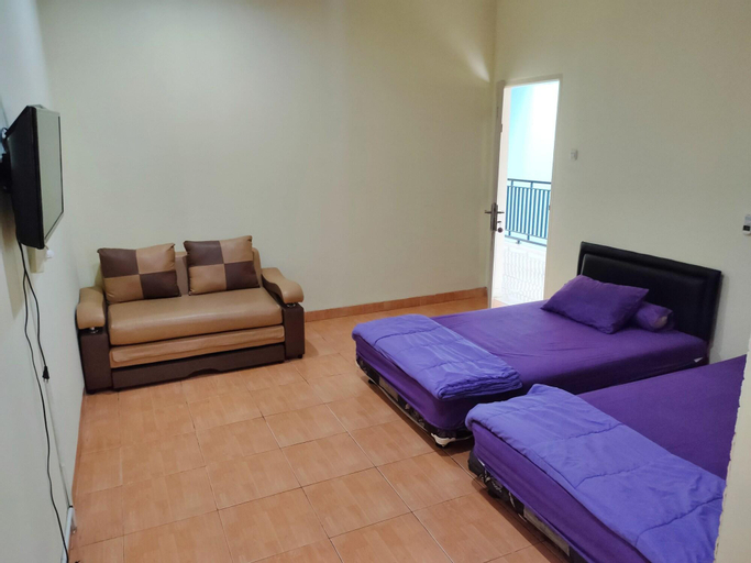 Bedroom 1, SPOT ON 90163 Radio Backpacker Guesthouse Syariah, Bandung