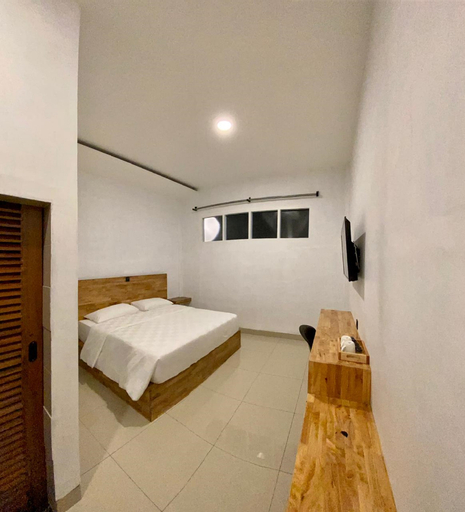 Bedroom 4, Uluna Hotel, Karo