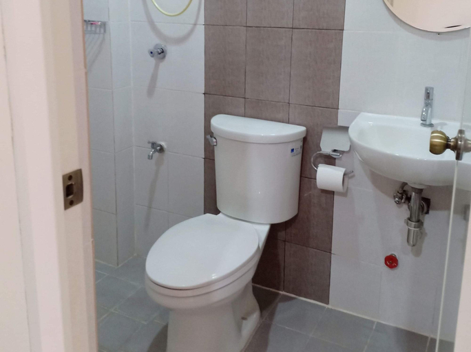 Bathroom, DM Caralos Inn, Davao City