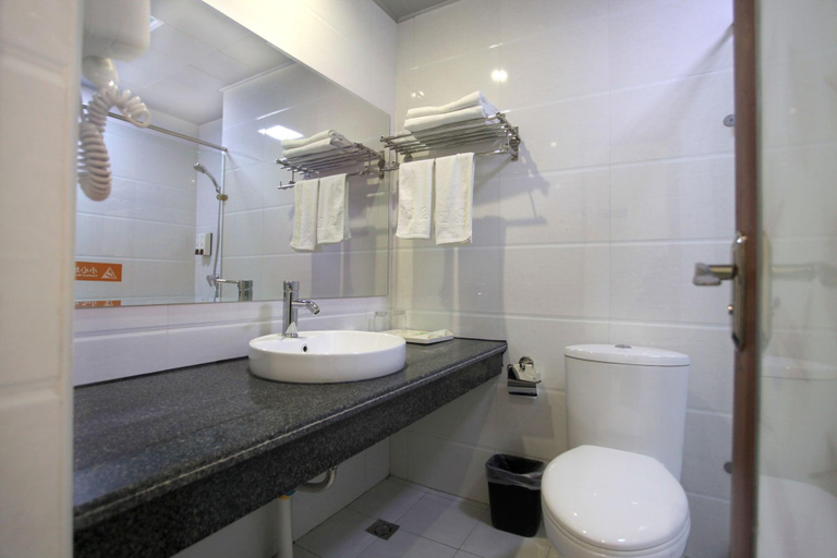 Bathroom, Xiangtan Chengyuan Hotel, Xiangtan