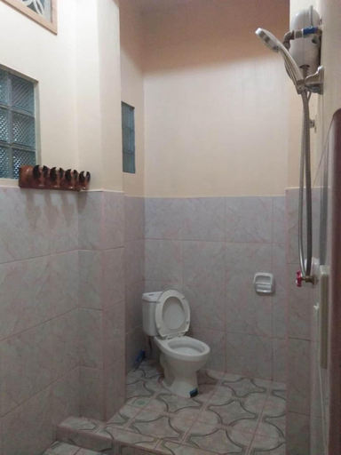 Bathroom, Banaue Sunrise Guest House - Hostel, Banaue