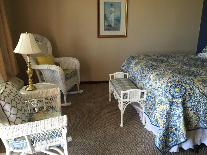 Public Area 3, Crest Country Inn, Iowa