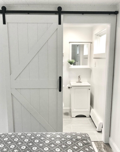 Bathroom 3, Kingfisher Lodging, Barnstable
