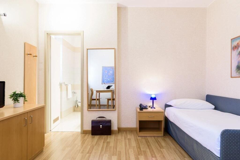 Bedroom 4, Residence Cimarosa, Milano