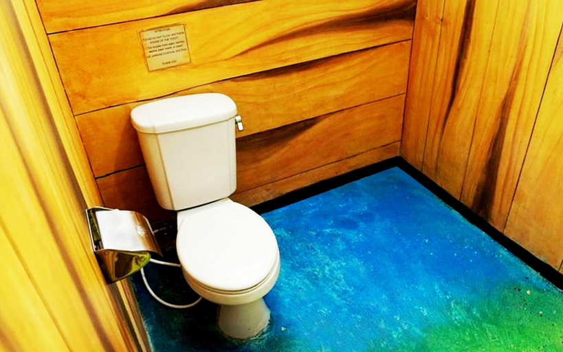 Bathroom, Ayodhya Garden Hostel Yogyakarta by HOM, Yogyakarta