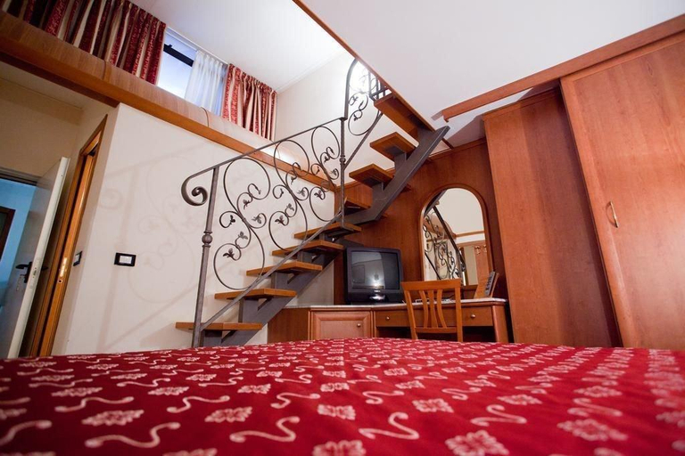 Public Area 3, Hermitage Capua Hotel, Caserta
