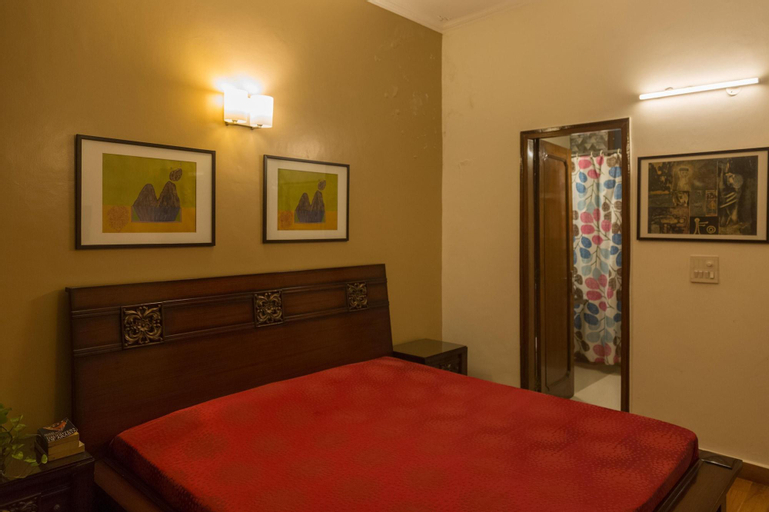 Public Area 3, Woodpecker BNB Hauz Khas, West