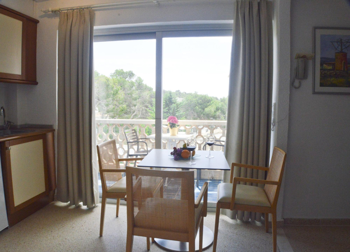 Bedroom 3, Hotel Cala Santanyi, Baleares