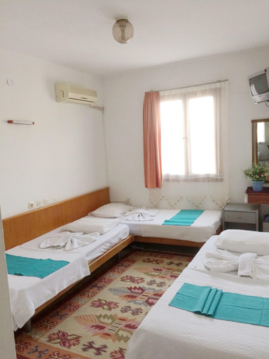 Bedroom 4, Parmis Rooms, Çeşme