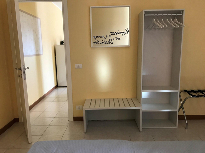 Public Area 3, Bran & Denise - Apartments, Verona