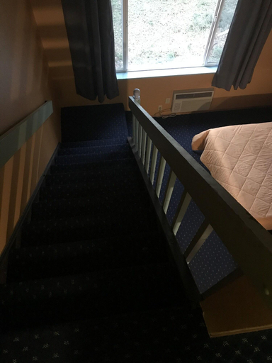 Public Area 2, Smokey Point Motor Inn, Snohomish