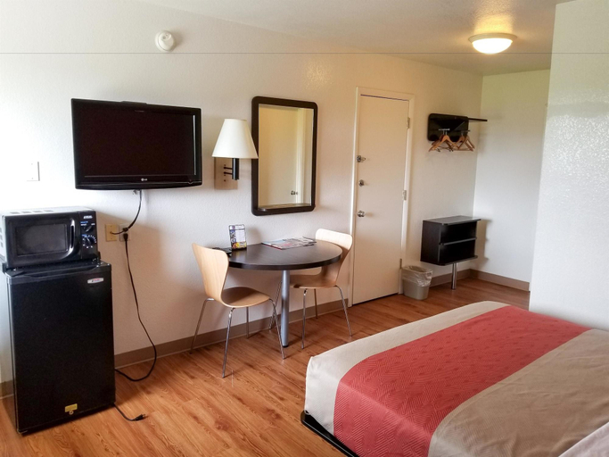 Bedroom 3, Motel 6 Normal, IL - Bloomington Area, McLean