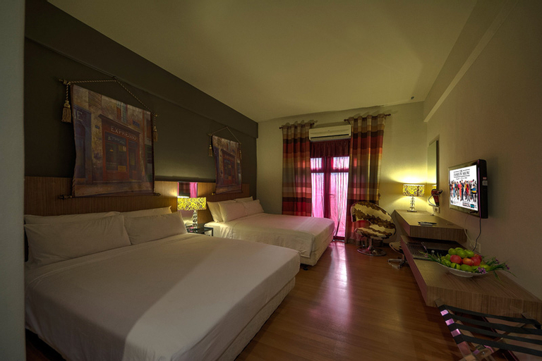 Bedroom 2, Arenaa De Luxe Hotel Melaka, Malacca City