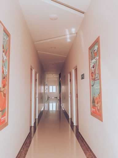 Front One Hotel Nganjuk, Nganjuk