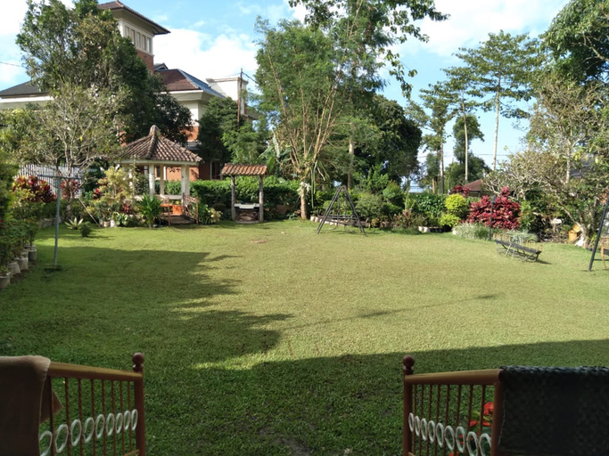 Others 2, Villa Aashirwad 5BR 15Pax, Bogor