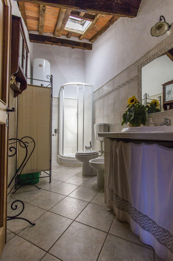 Bathroom 4, Le Dame del Borgo, Livorno