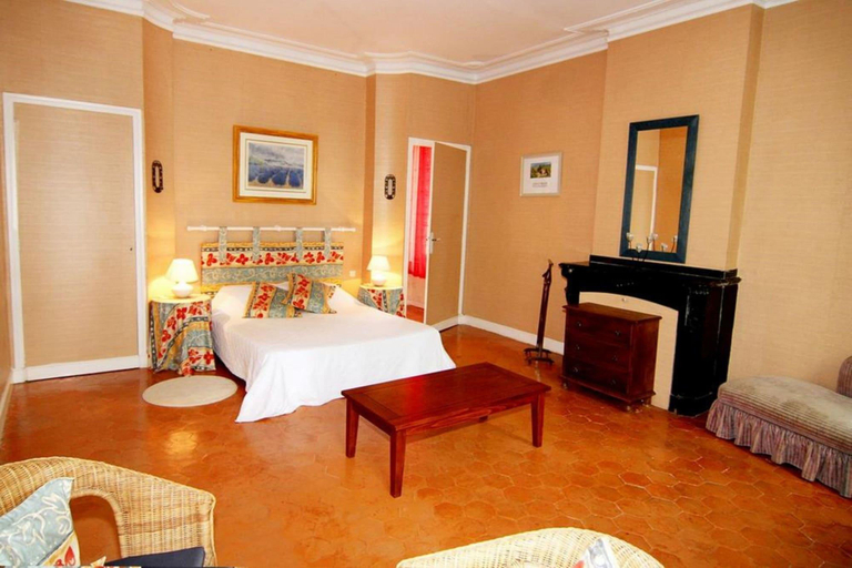 Bedroom 3, Les Volets Bleus, Aude