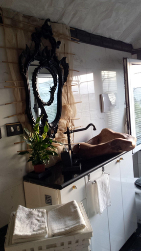 Bedroom 5, Trastevere 2, Rome