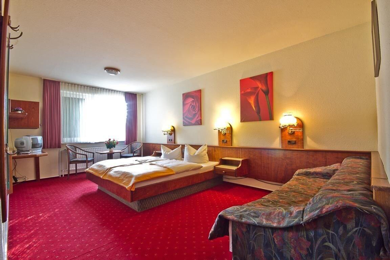 Bedroom 4, Diemelhotel Marsburg, Hochsauerlandkreis