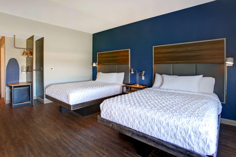 Bedroom 3, Tru by Hilton Monroe OH, Warren