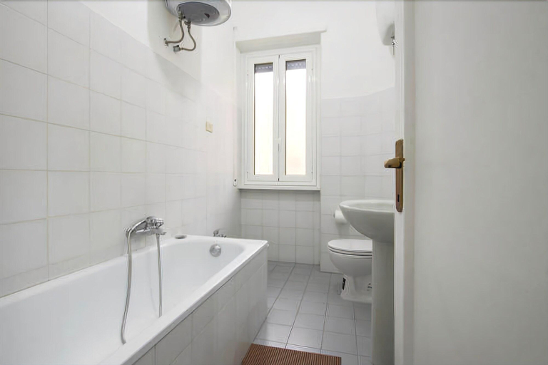 Bathroom 5, Affittacamere Il Porto, Rome