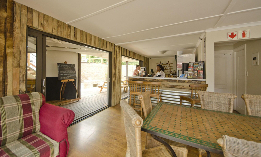 Public Area 4, Island Vibe Knysna Hostel, Eden