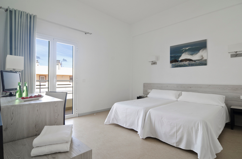 Bedroom 4, Medano, Santa Cruz de Tenerife