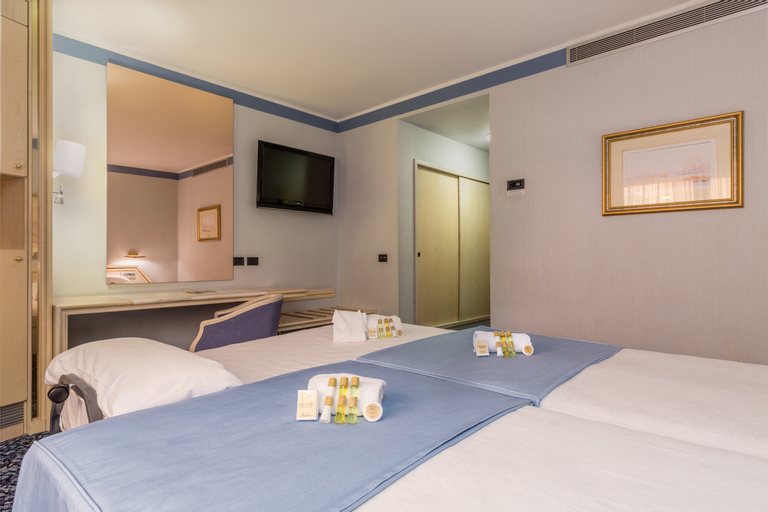 Room 2