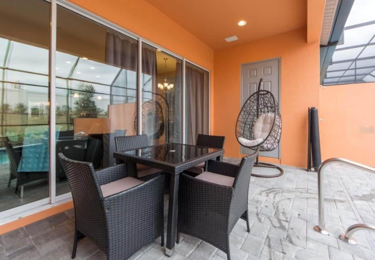 Public Area 3, Golf n Parks Dream, Polk