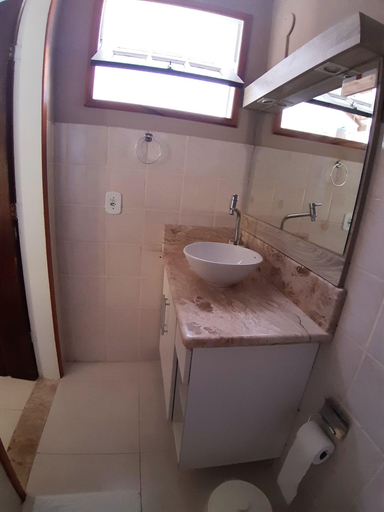 Bathroom 3, Pouso Atobá, Parati