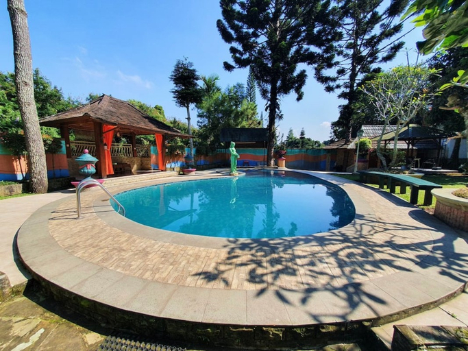 Sport & Beauty 5, Fourty Six Valley Villa 7BR - Near Taman Safari, Bogor