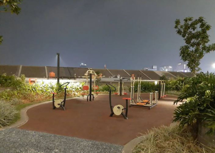 Others 4, Peaceful 1BR Nest w/ WIFI, Netflix, Mall access at Summarecon MTown Serpong, Tangerang