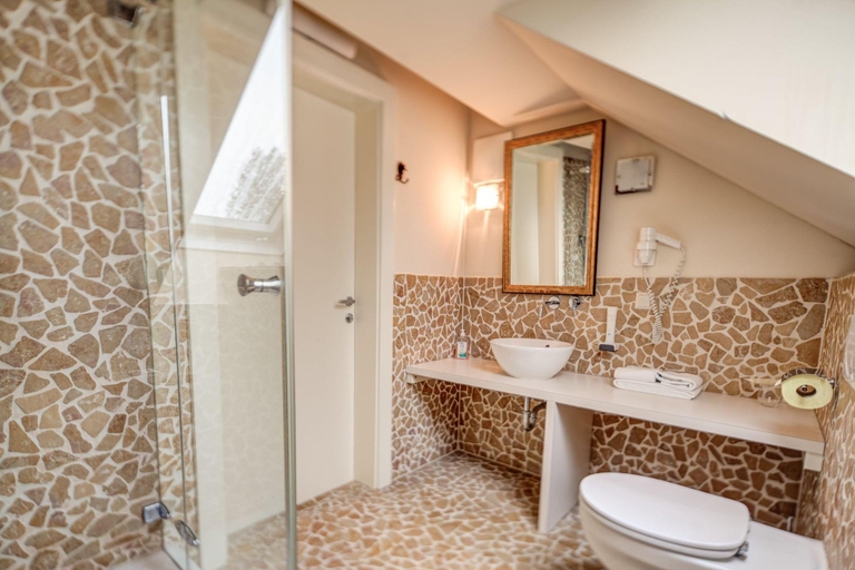 Bathroom 4, Hotel Kiwano, Graz Umgebung