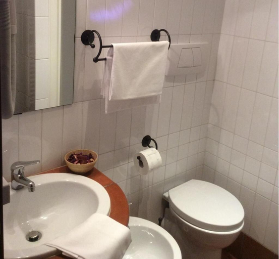 Bathroom 3, Hotel Al SanPietrino-NEW, Roma