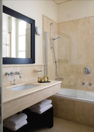 Bathroom 4, Albergo Palazzo Decumani, Napoli