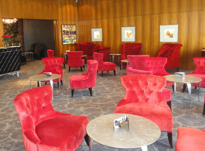 Public Area 3, The Ambassador, Genève