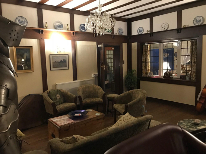 Public Area 2, Barons Court Hotel, Wolverhampton