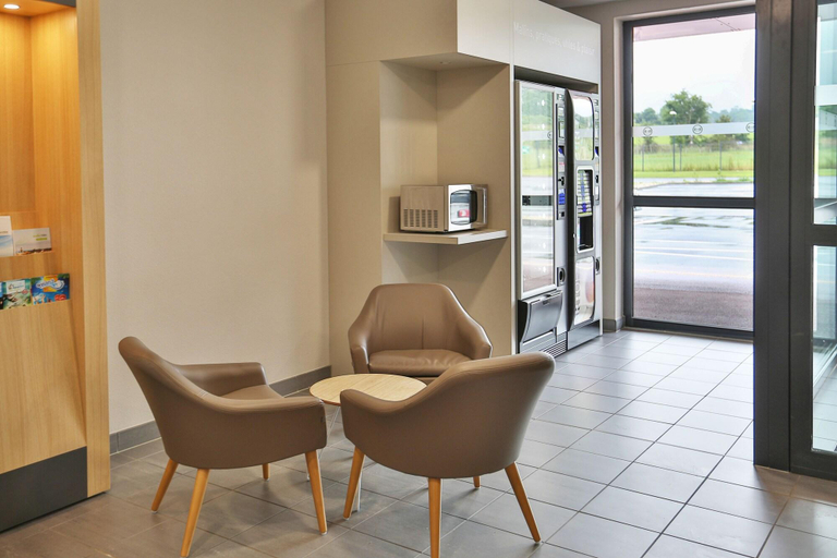 Public Area 2, B&B HOTEL LES HERBIERS, Vendée