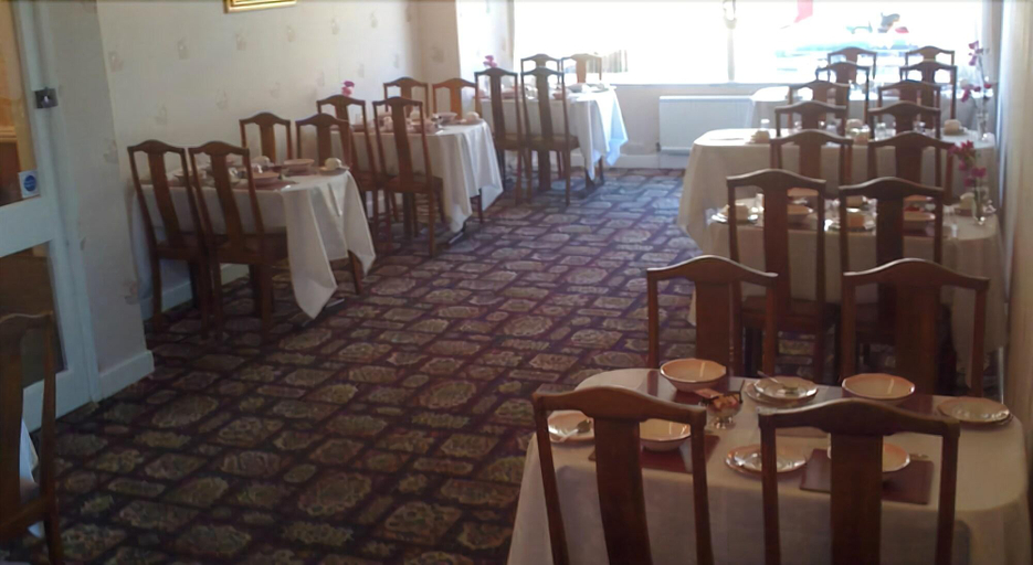 Food & Drinks 5, The Albert Hotel Near Winter Gardens, Blackpool