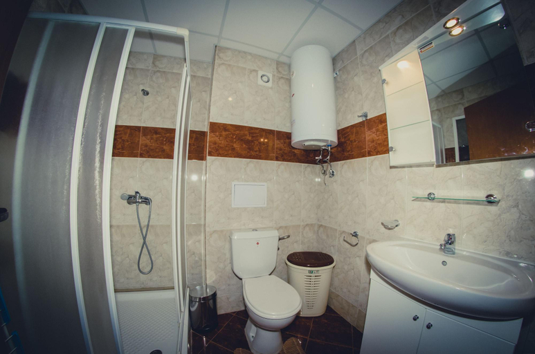 Bathroom 4, Holiday Fort Golf Club, Nesebar
