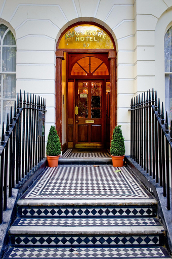 Public Area 3, Avonmore Hotel Cartwright Gardens, London