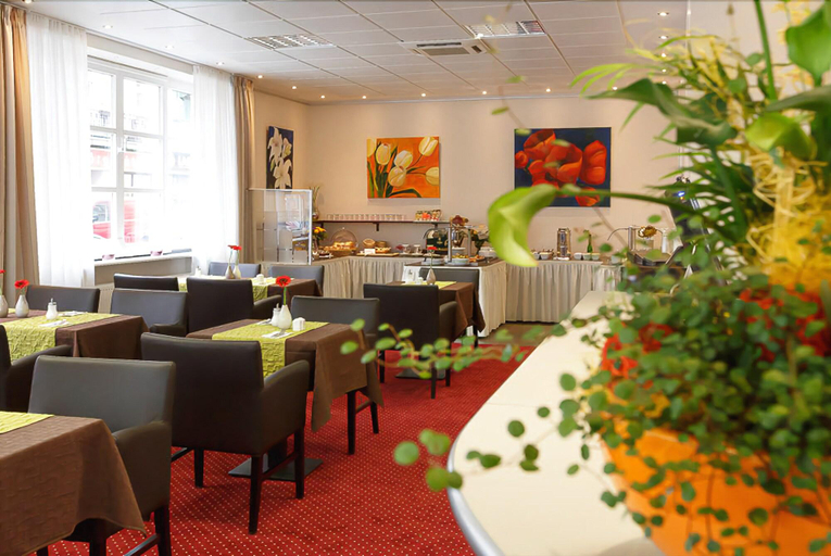 Food & Drinks 2, Hotel Herbst Berlin, Berlin